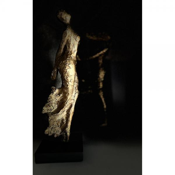 ESTATA DECO FIGURE POLYRESIN GOLD 10x10xH32cm PRC