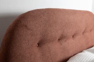 QUEEN ΜΕ ΒΑΣΗ BOX i