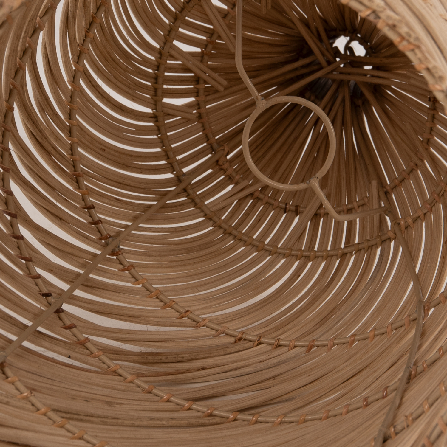 ΦΩΤΙΣΤΙΚΟ ΟΡΟΦΗΣ ΚΡΕΜΑΣΤΟ ΑΠΟ RATTAN ΣΕ ΦΥΣΙΚΟ ΧΡΩΜΑ Φ28x163,5Yεκ.