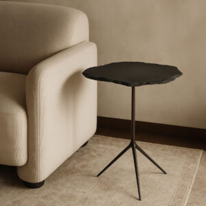 PIEDRA SIDE TABLE ΓΚΡΙ ΣΚΟΥΡΟ BRASS ANTIQUE 48x44x60cm